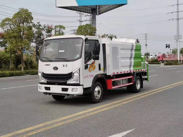 重汽豪曼藍(lán)牌抑塵車(chē)